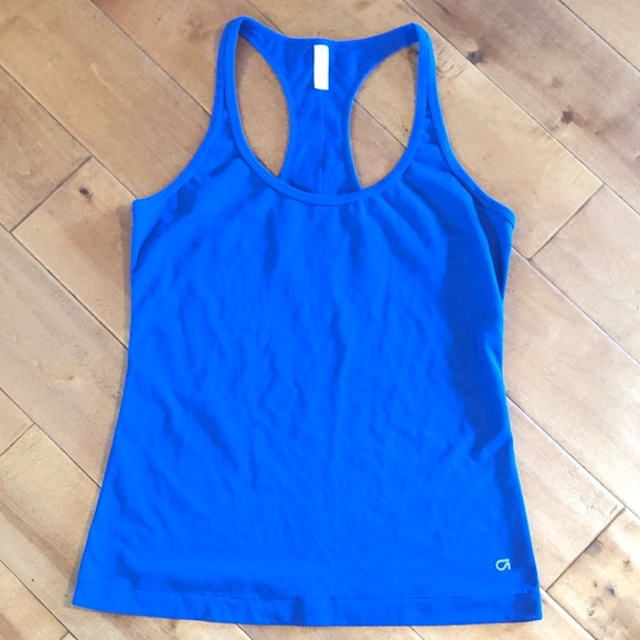 GAP Tops - ⬇️$11 GapFit Tank Top Size Medium